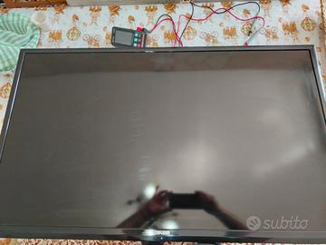 Display LCD 40"