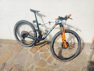 Olympia F1-X  Taglia M - Fox Factory Kashima