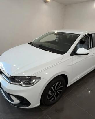 Volkswagen Polo 1.0 Evo Young 80cv #VARI COLORI