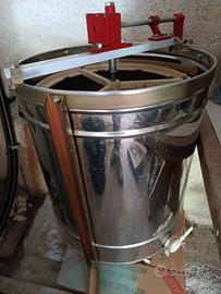 Smielatore, Arnia e vari accessori per apicoltura 