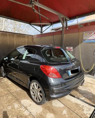 Peugeot 207 1.6 HDI