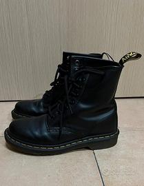 Dr. Martens classiche nere