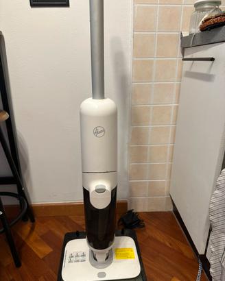 Hoover Lava e Aspira 2 in 1 - Pari al Nuovo - €230