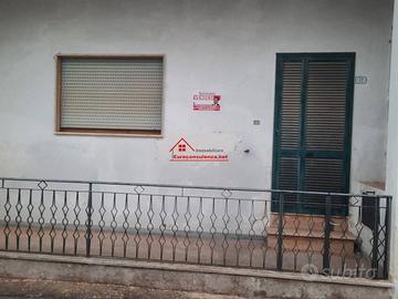 Appartamento con giardino privato e garage