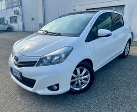 Toyota Yaris 1.3benz 2012 112.000km tagliandati pe