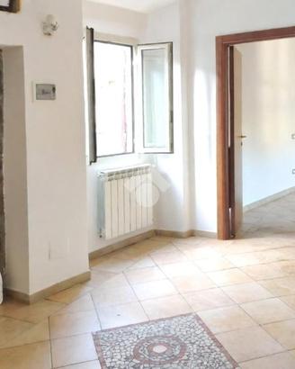 2 LOCALI A VIGNANELLO