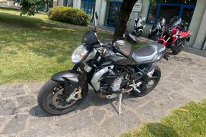 Mv Agusta Brutale 675 EAS