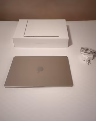 MacBook Air M2