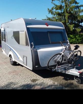Caravan Burstner Averso 390
