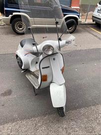 Piaggio Vespa HP4