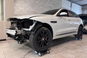 Jaguar F-Pace 2.0 D 180 CV AWD aut. R-Sport
