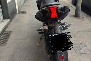 Aprilia Dorsoduro 900