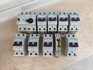 Stock / lotto differenziali HAGER e ABB, orologio