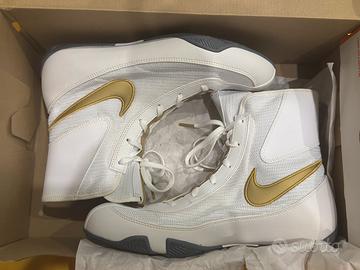 Scarpe boxe nike machomai bianche oro