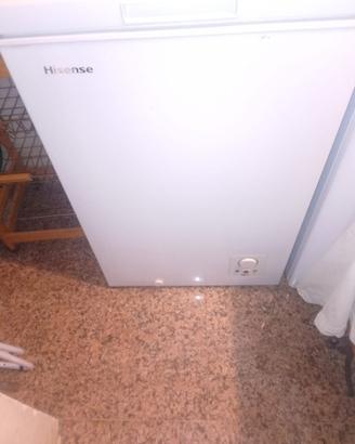 Congelatore a pozzetto asciugatrice e violino