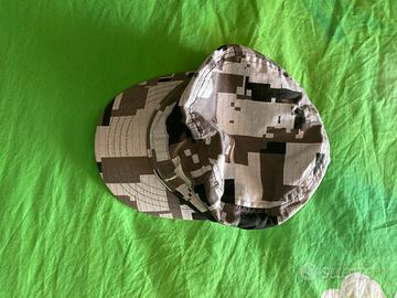 Cappello mimetico