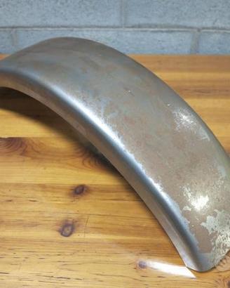 Parafango grezzo universale per moto custom