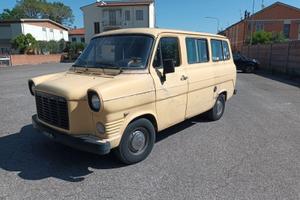 FORD TRANSIT 1976