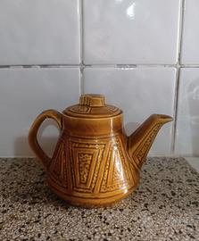 Teiera vintage in ceramica marrone