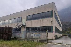 Immobile in asta di 4160 m² a Esino Lario