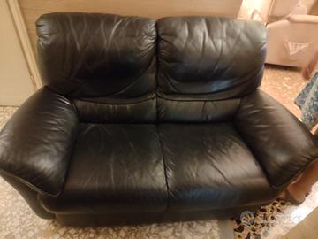 divano in pelle natuzzi