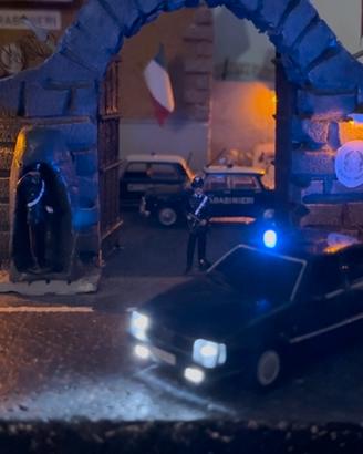 1/43 Fiat Croma autocivetta con luci