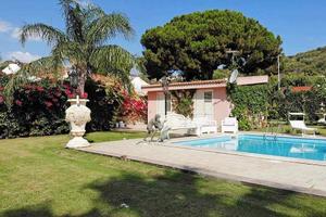 Dependance uso piscina