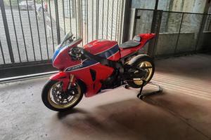 Honda CBR 1000 RR 