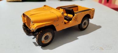 Auto modello Mebetoys Jeep Willys 8572 1/25 raro 
