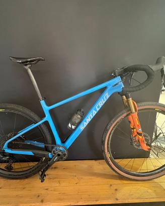 “Monster gravel”Santa Cruz Highball C