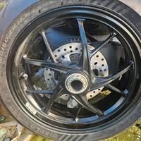 cerchi ducati streetfighter v2