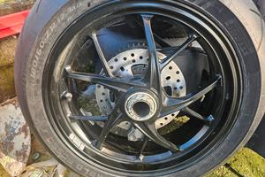 cerchi ducati streetfighter v2