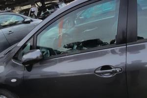 TOYOTA AURIS 2007 - PORTA ANTERIORE SINISTRO