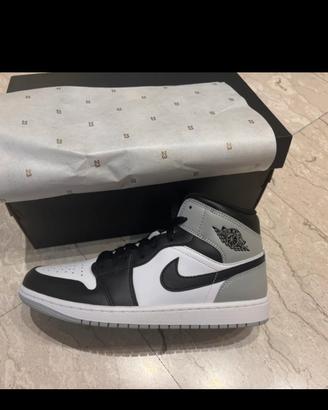 Jordan 1 Mid White Black Light Smoke Grey Nuove 42