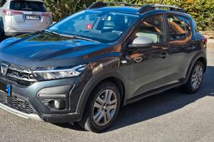 DACIA SANDERO STEEPWAY BENZ GPL