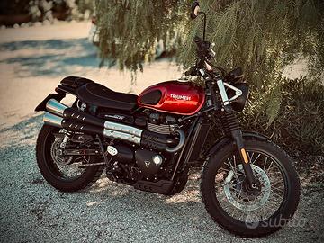 Triumph street scrambler 900