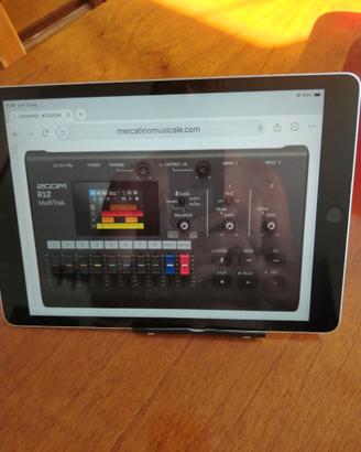 Zoom R12 MultiTrak - 8 tracce touchscreen +
