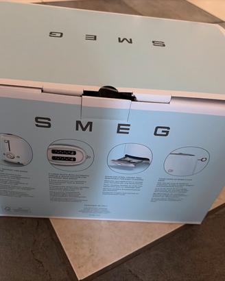 Tostapane Smeg originale rosso con pinze