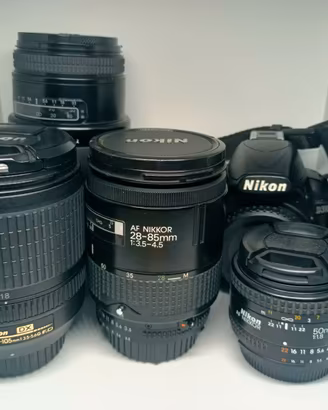 Nikon D3100 + obiettivi