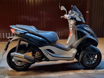 Piaggio MP3 300 - 2011