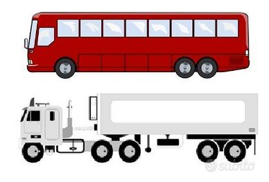 Autista autoarticolato o autobus