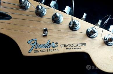 FENDER STRATOCASTER MEX 2004