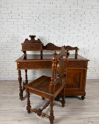 Scrivania dell'800 con sedia