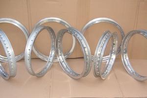 Cerchi nuovi moto epoca Borrani Radaelli