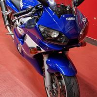 YAMAHA YZF R6 - PRIMA SERIE