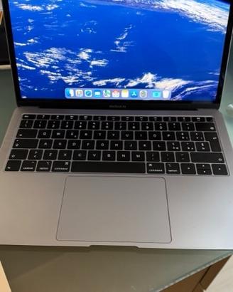 MacBook Air 13” Retina 2018 – 8GB RAM – PERFETTO