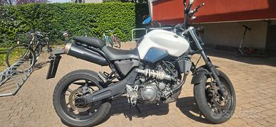 yamaha mt 03