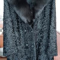 pelliccia agnellino persiano nero collo volpe nera