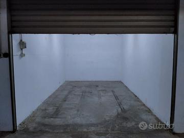 Box auto uso deposito a palese