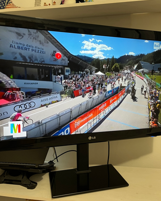 TV LG da 37 pollici, FULL HD, perfetta, come nuova